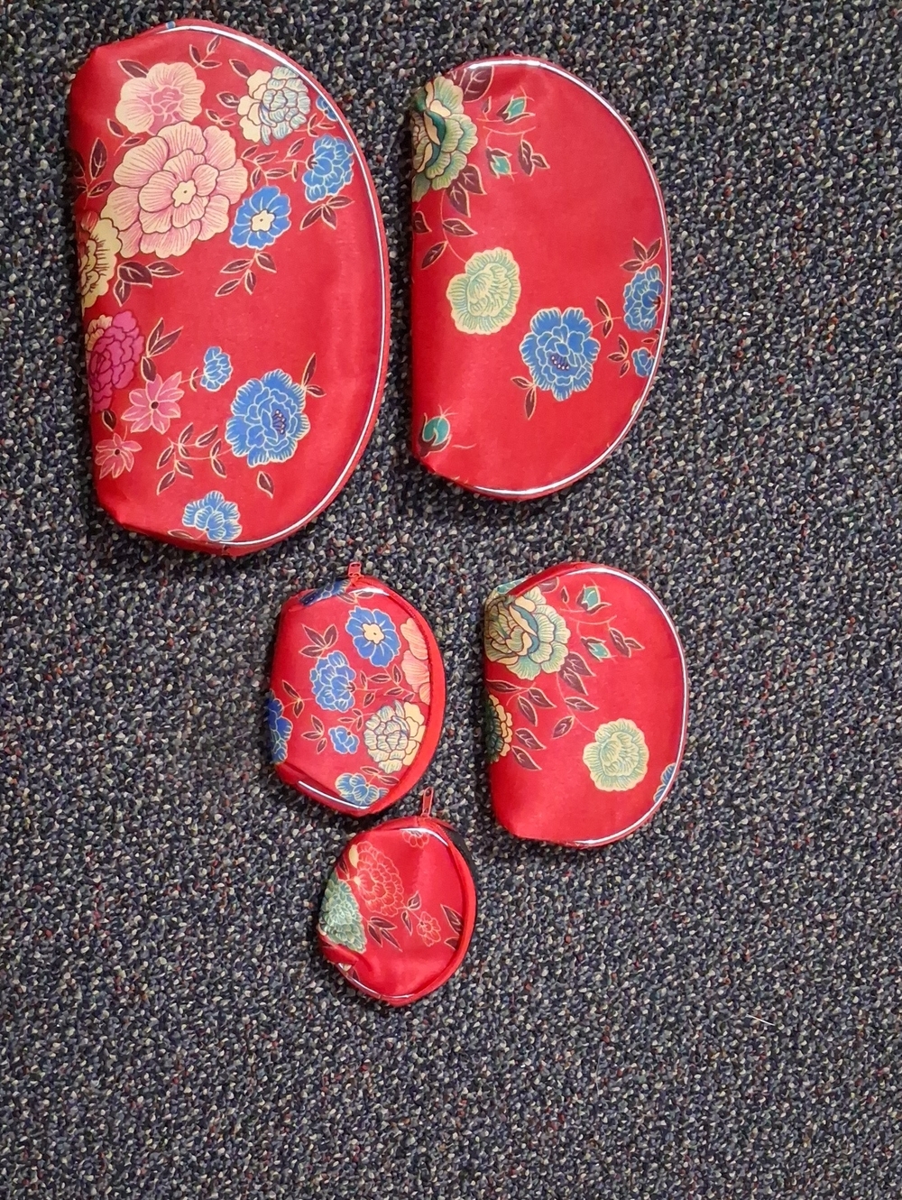 Red Floral Satin Makeup Pouch Set - Women's Accessory Phone Cases